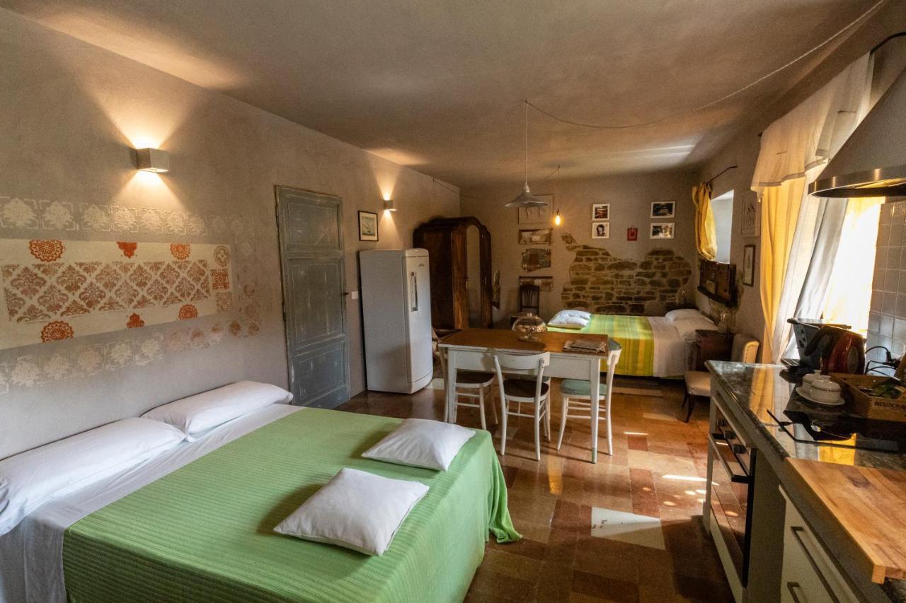 Hostal Tuttaterra Serra San Quirico Exterior foto