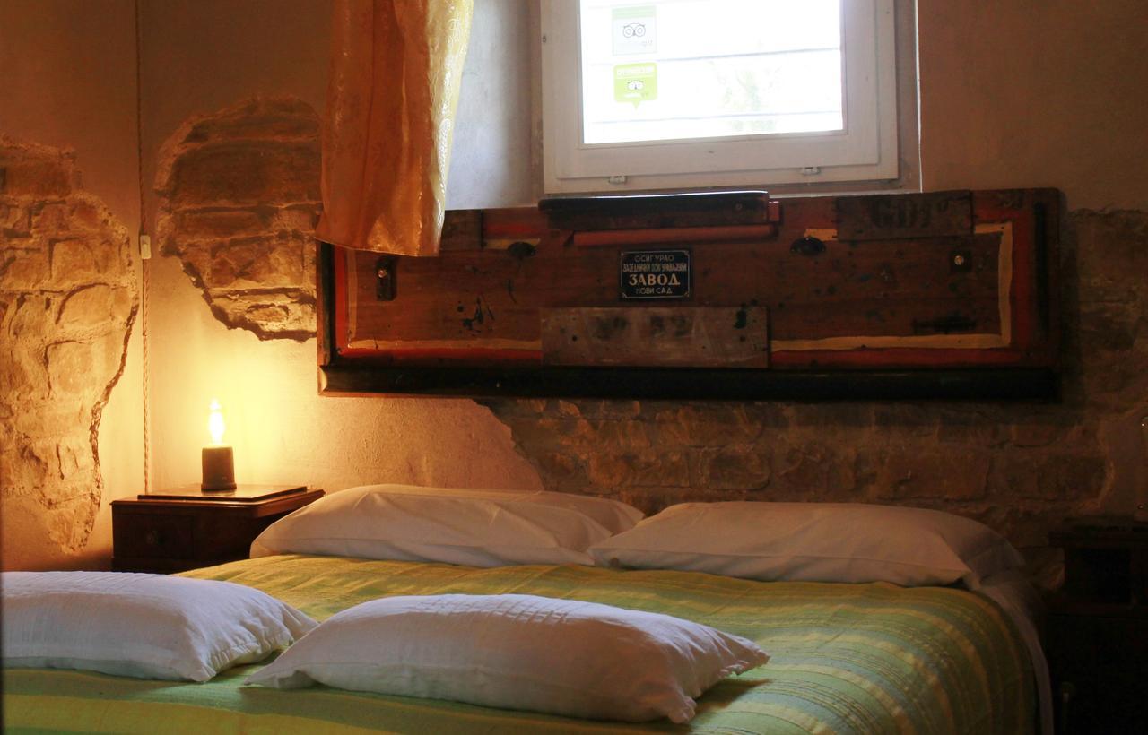 Hostal Tuttaterra Serra San Quirico Exterior foto